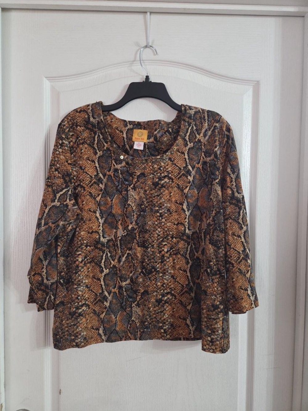 Ruby Rd Women’s Animal Print Beaded Top Sz XL. JY-4